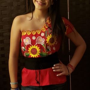 Half shoulder embroidered sunflower blouse